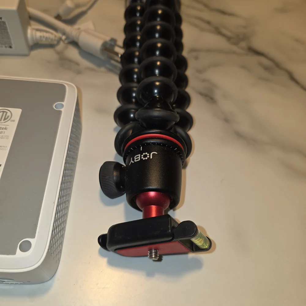 LG White Projector wireless Remote, PH30N, tripod stand